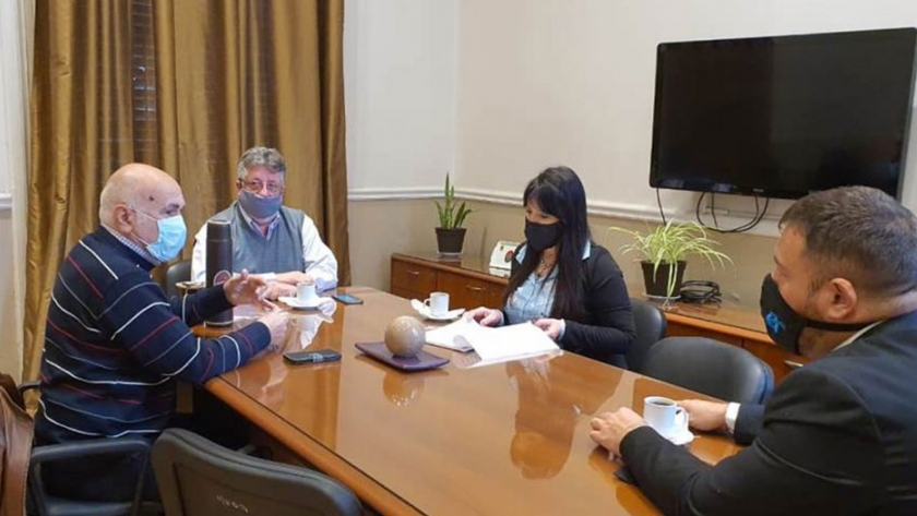 Encaran políticas conjuntas para promocionar el trabajo asociativo