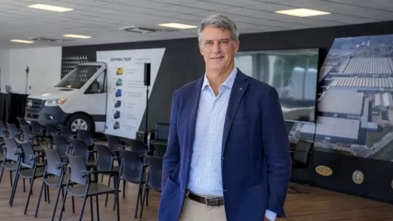 <Prat-Gay analiza la economía y apuesta a la industria: el plan de Prestige Auto para crecer en 2026