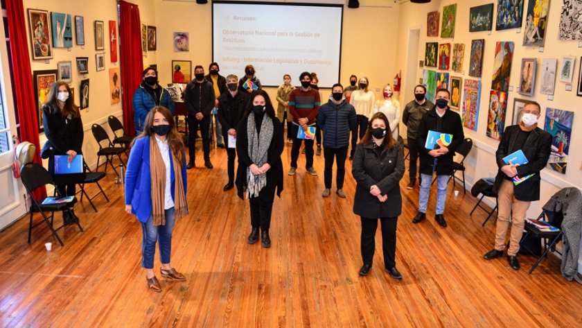 Ambiente brindó un taller de normativa ambiental para fortalecer la agenda verde de Escobar