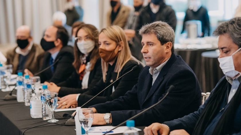 Acuerdo San Juan: Uñac visitó la mesa de trabajo del sector sindical