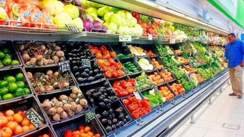 El consumidor pagó 3,5 veces lo que recibió el productor agropecuario y la brecha creció