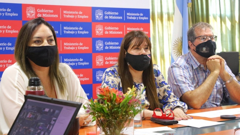 Intendentes de Misiones participaron de una reunión con el Fondo Nacional de Capital Social