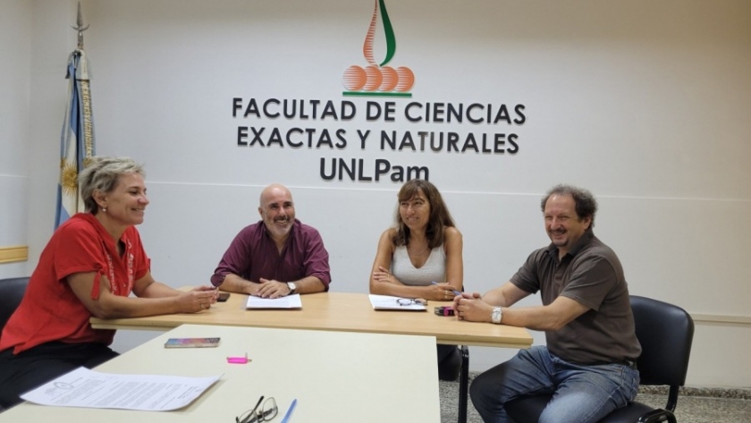 Recursos Hídricos firmó convenio con Exactas y Naturales