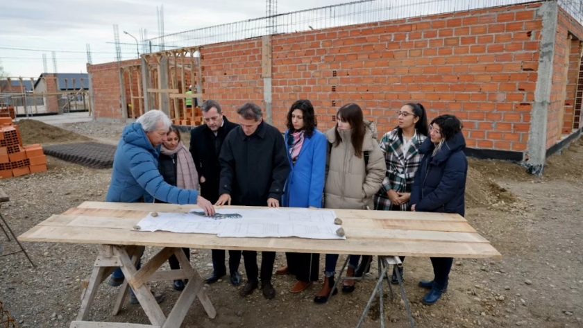 Katopodis recorrió las obras del Centro de Políticas de Género y Diversidad en Río Gallegos