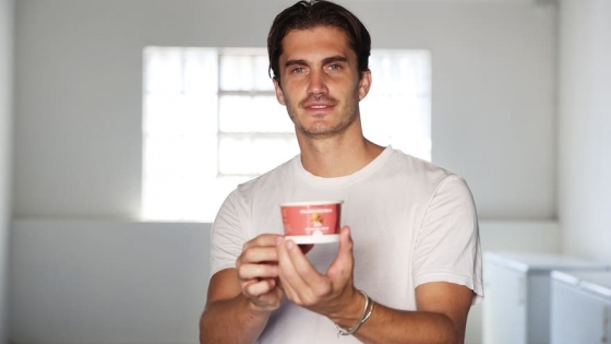 De las pasarelas a los freezers: su nueva apuesta innovadora