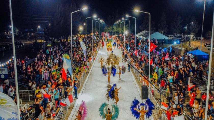 Entre Ríos se viste de carnaval cada fin de semana