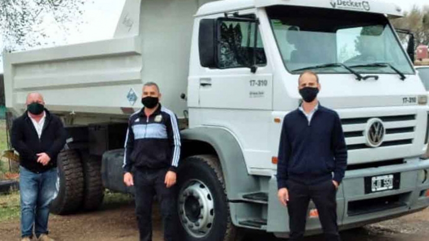 Conhello incorporó un camión volcador al parque automotor