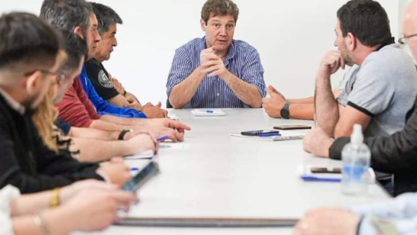 El Gobernador Gustavo Melella se reunió con sindicatos estatales