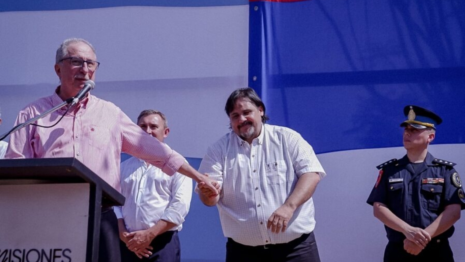Puerto Libertad celebró 100 años de historia con homenajes a pioneros y la presentación de su bandera municipal