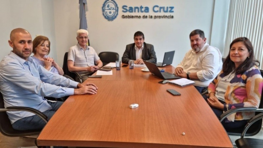 Autoridades Provinciales se reunieron para tratar instancias acordadas con el gobierno de Cuba