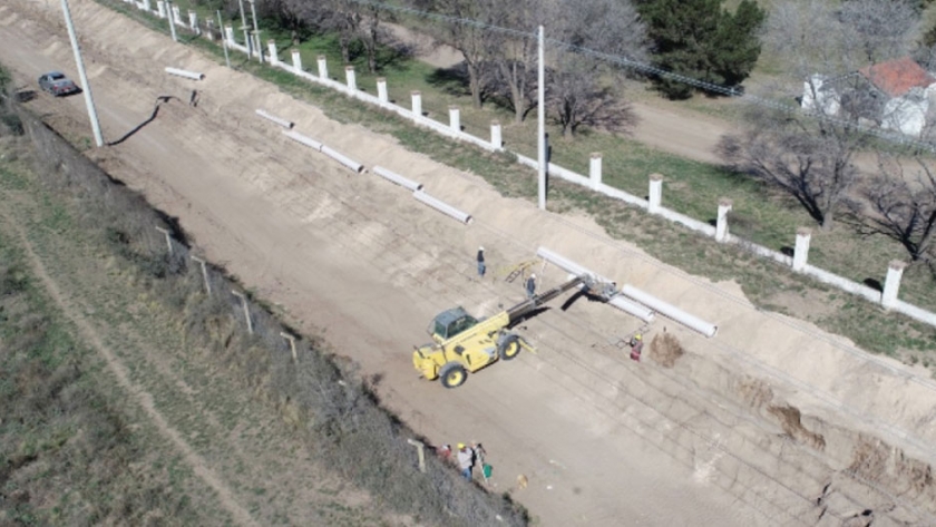 Continúan las obras de saneamiento en Santa Rosa