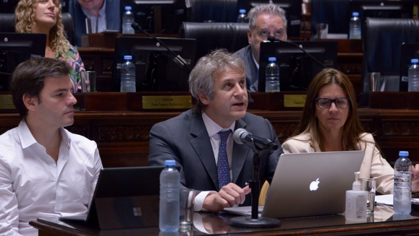 Felipe Miguel expuso en la Legislatura el segundo y último informe de gestión del año