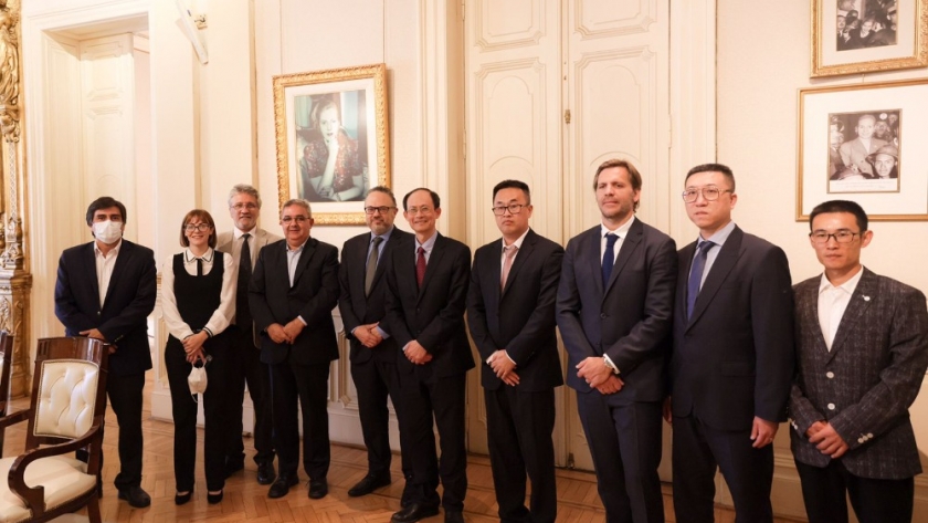 El Gobierno Nacional recibió a la minera Zijin, que anunció el inicio de la construcción de una planta de carbonato de litio en Catamarca