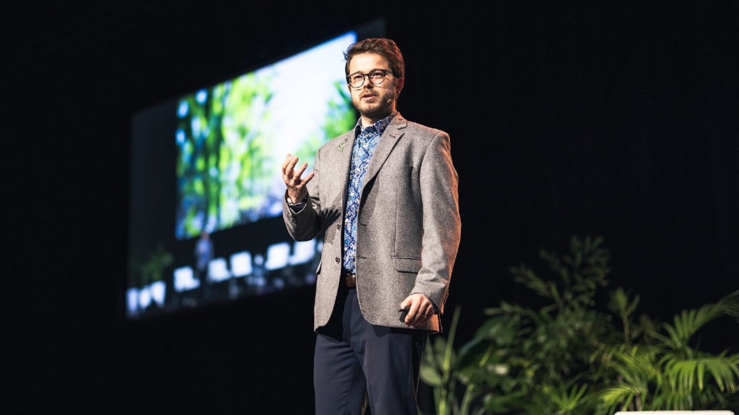 Switch Bioworks tests nitrogen-fixing microbes in U.S. corn