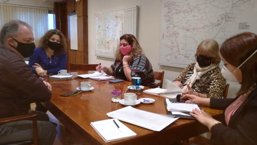 Arzani y Perata acordaron trabajo en conjunto para fortalecer la educación ambiental