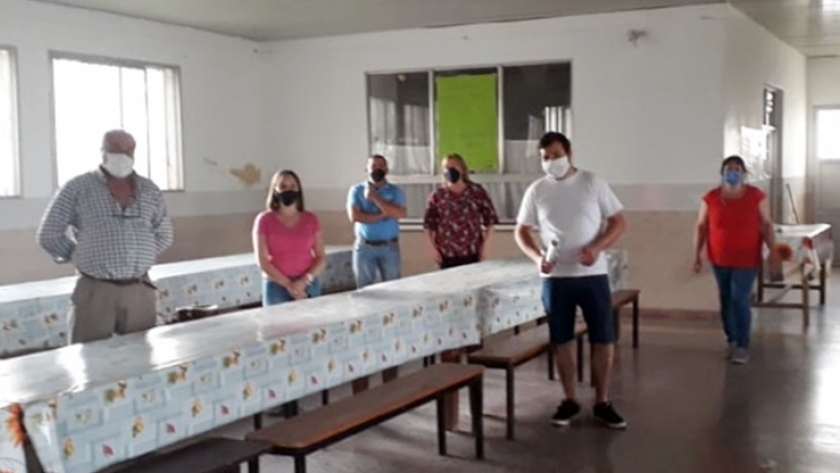 Se realizó una jornada de asistencia para productores queseros en Nogoyá