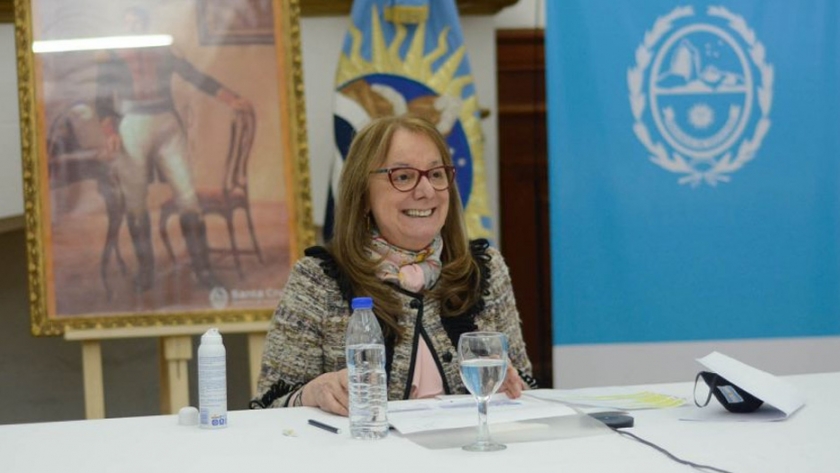 El Gobierno de Santa Cruz firmó un convenio con Nación para obras de agua y redes de desagüe