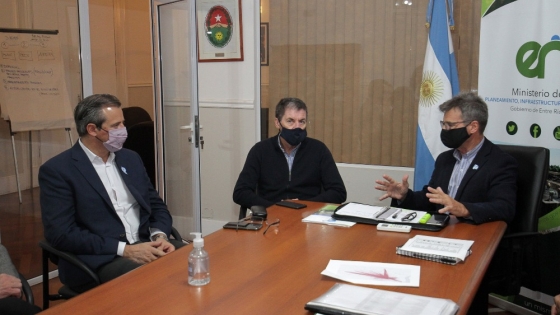 Repasan junto al intendente Bahl el plan de obras que se desarrolla y proyecta en Paraná