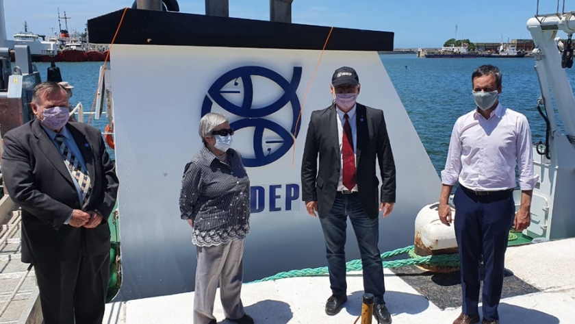 Basterra participó del bautismo del flamante buque del INIDEP "Mar Argentino"