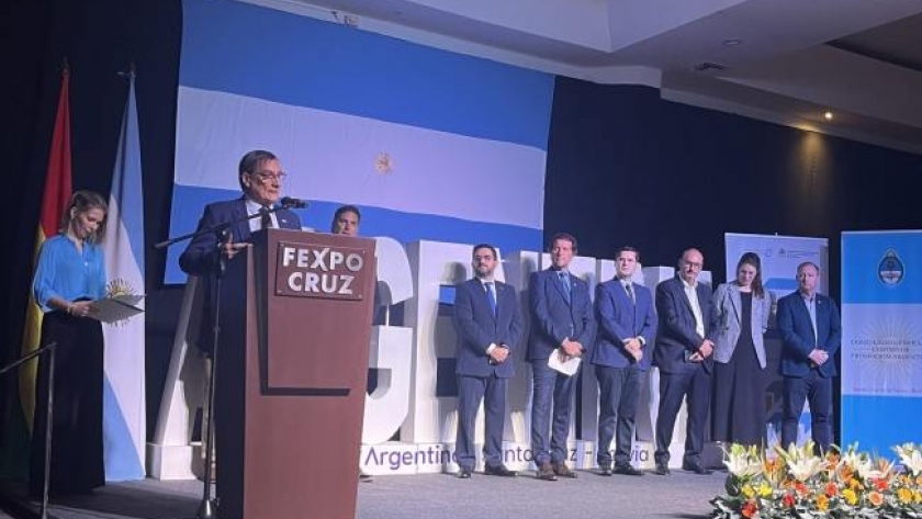 El IDEP participó en la inauguración del Pabellón Argentino en Expocruz 2023