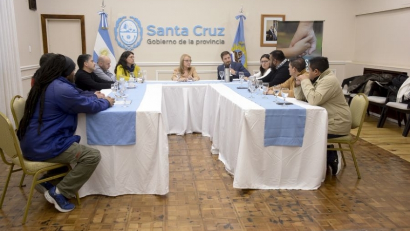 Alicia recibió a representantes gremiales de YCRT
