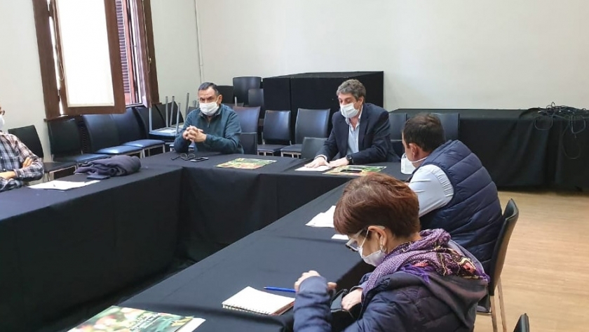 Agricultura estableció las pautas de la cuarentena administrada para floricultores y viveristas