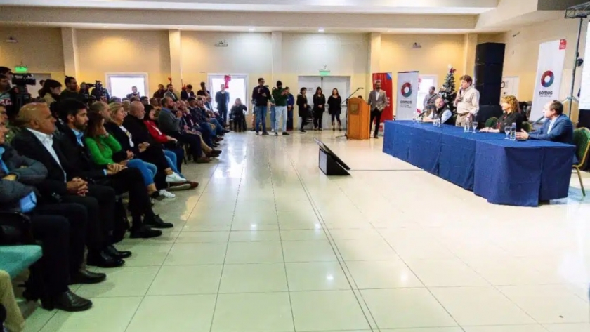 Se presentó oficialmente el proyecto de construcción de un puerto multimodal en Río Grande 