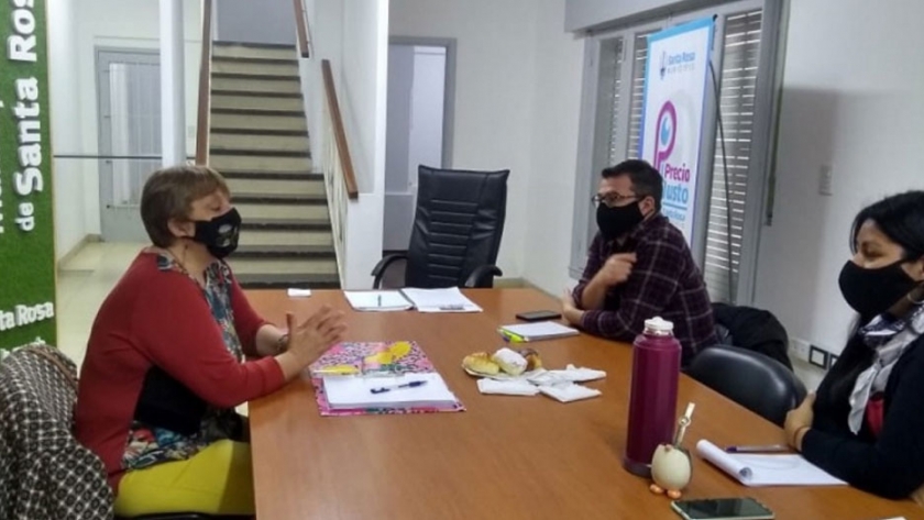 Reunión de trabajo sobre formación profesional y desarrollo local