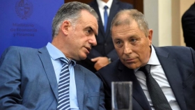 El gobierno uruguayo insiste en no intervenir en el dólar y promueve el ahorro en pesos