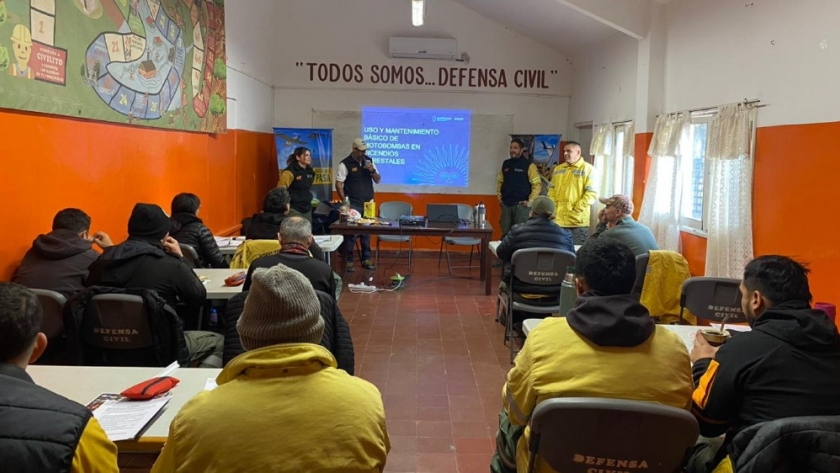 Ambiente Nación promueve acciones de capacitación para la prevención de incendios forestales