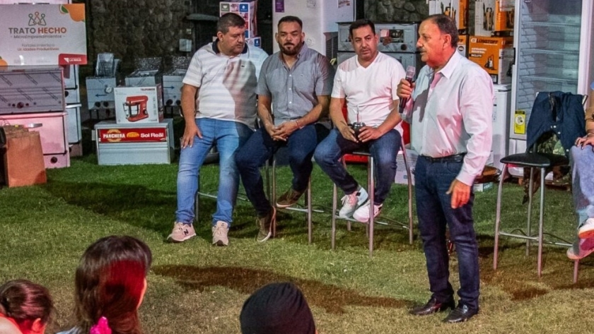 Ricardo Quintela: “Esto se hace solo con un gobierno que está pensando en la gente”