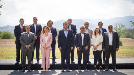 Sergio Massa se reunió en Salta junto a Flavia Royon y los gobernadores
