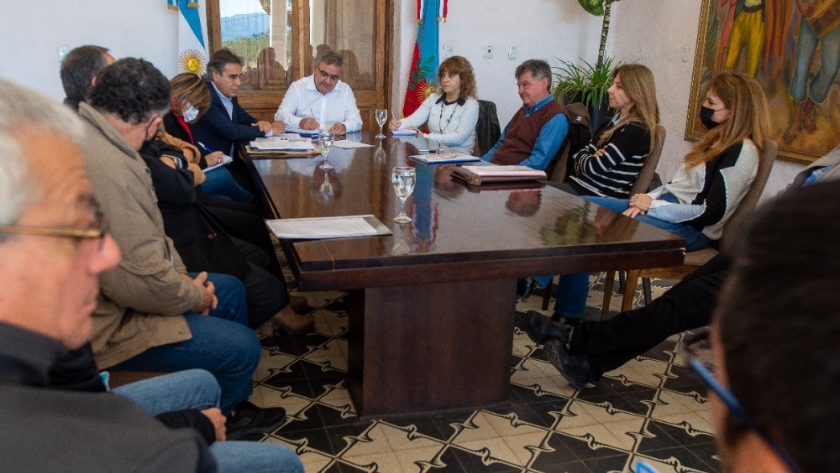 El Gobernador recibió a las empresas de transporte