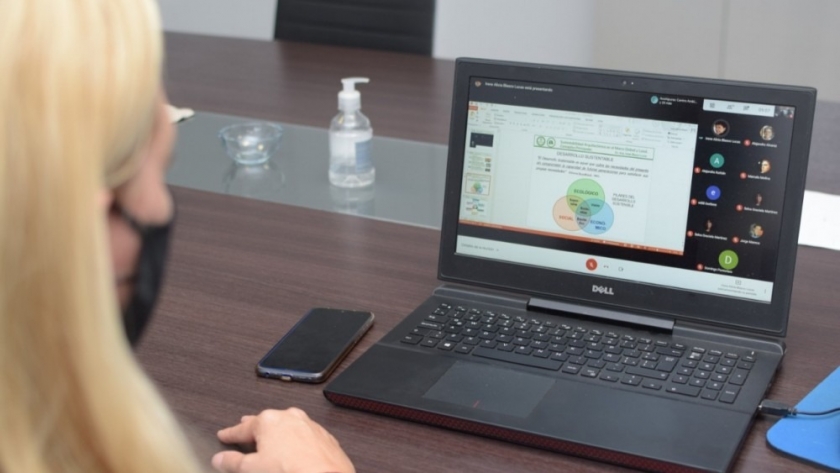 La primera reunión para la realización del Manual de la Norma de Sustentabilidad de Edificaciones profundizó sobre el desarrollo y la arquitectura sustentable