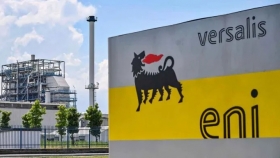 Eni, la petrolera controlada por el gobierno italiano, invierte en la producción de enzimas para biocombustibles y químicos renovables