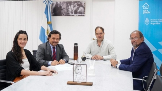 <Sáenz se reunió con el secretario de Hábitat de Nación para avanzar con obras para Salta