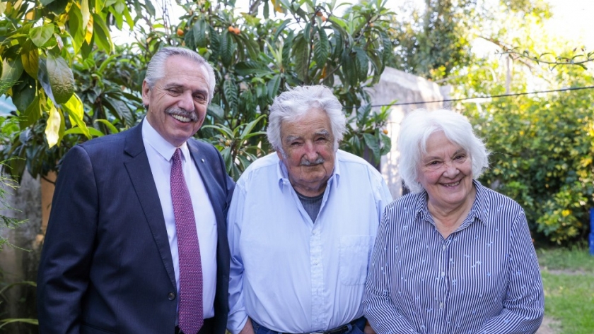 Alberto Fernández visitó al ex mandatario de Uruguay, José Mujica