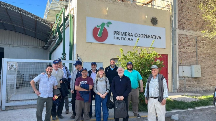 Cooperativa rionegrina producirá evaluando huella de carbono para mitigar  cambio climático