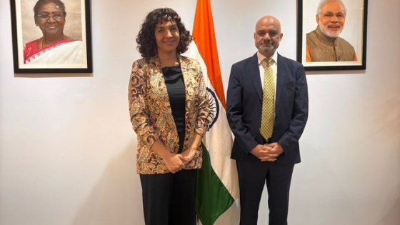 El embajador de India en Argentina, Dinesh Bhatia, se reunió con Gala Díaz Langou de CIPPEC