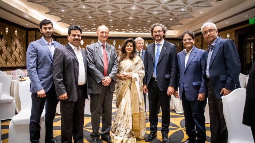 Cafiero se reunió con empresarios de la India para explorar posibilidades de inversión en nuestro país