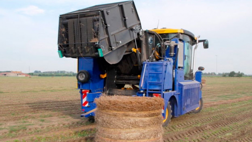 Valtech desarrolló una nueva rotoenfardadora autopropulsada