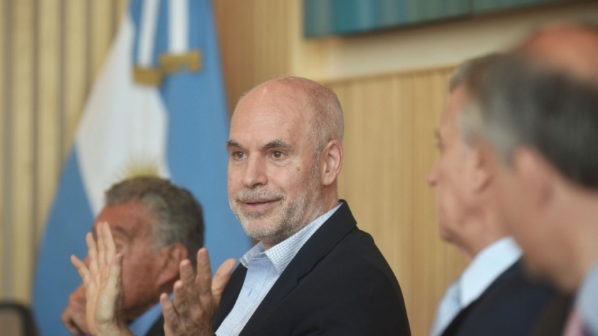 Rodríguez Larreta visitó la Cámara Argentina de Comercio y Servicio