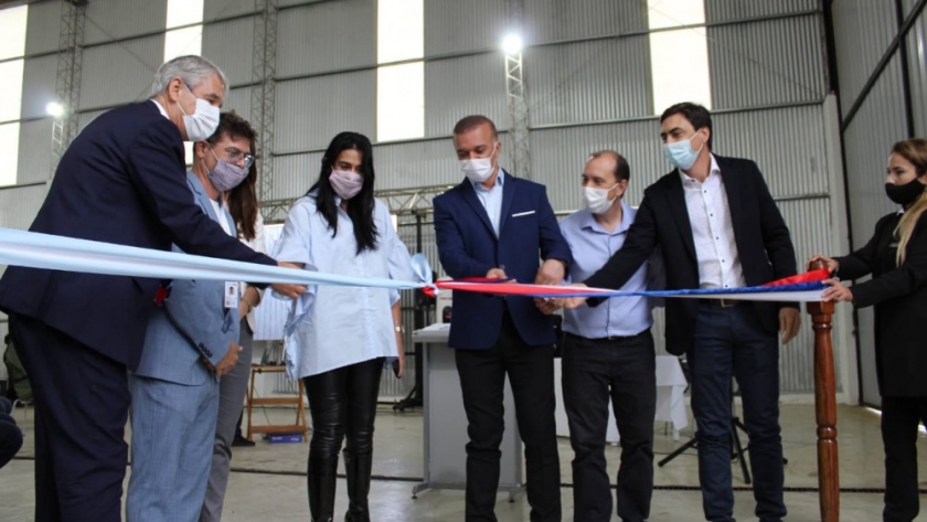 Trevisan participó de la inauguración de Hamelbot, fábrica misionera de movilidad sustentable y robótica avanzada + ia