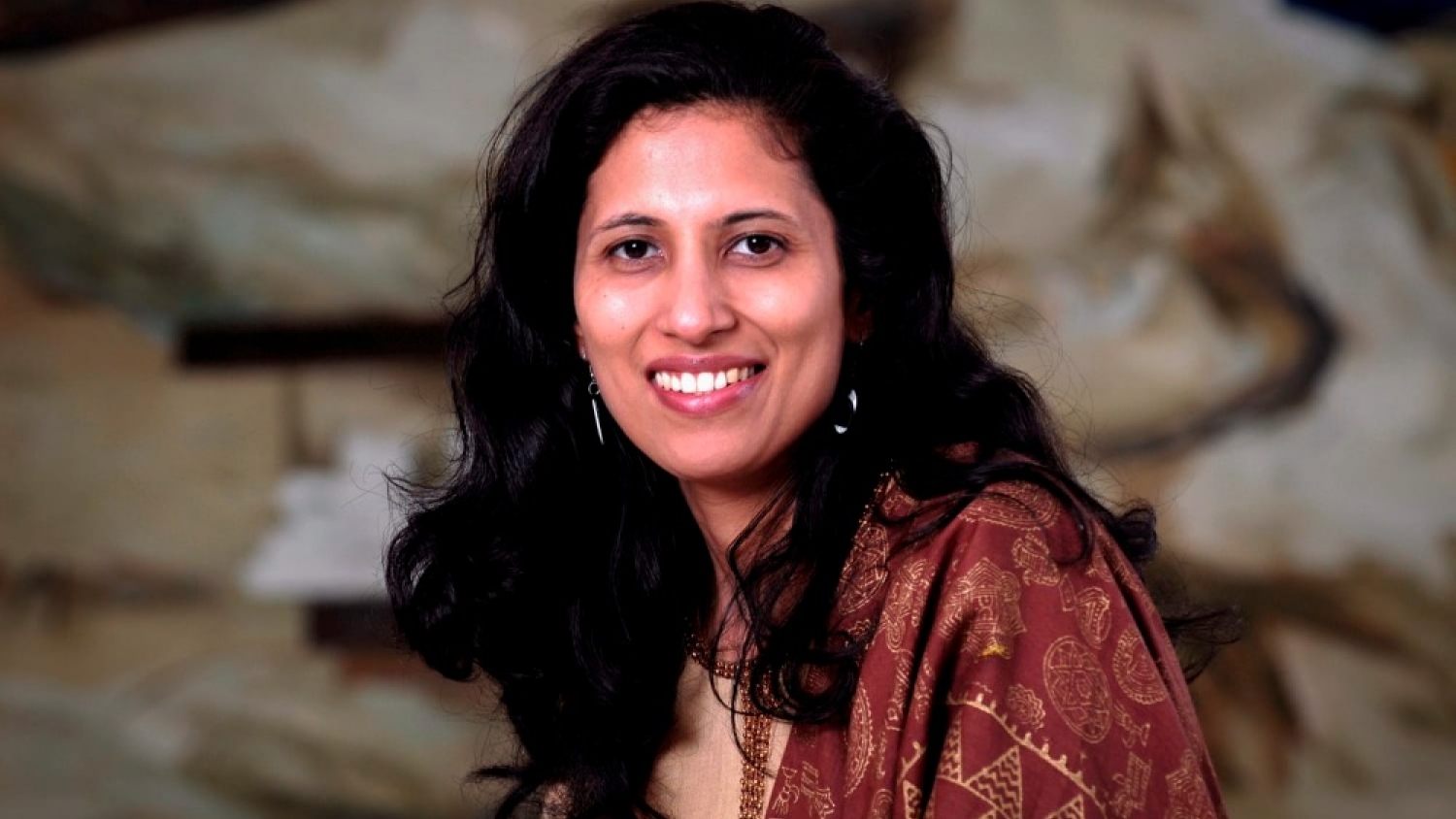 Leena Nair, CEO de Chanel, revela tres claves de liderazgo
