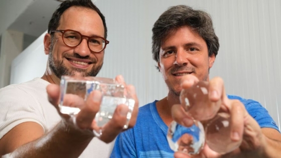 De un experimento casero a un negocio millonario: el hielo premium que cambió la coctelería porteña