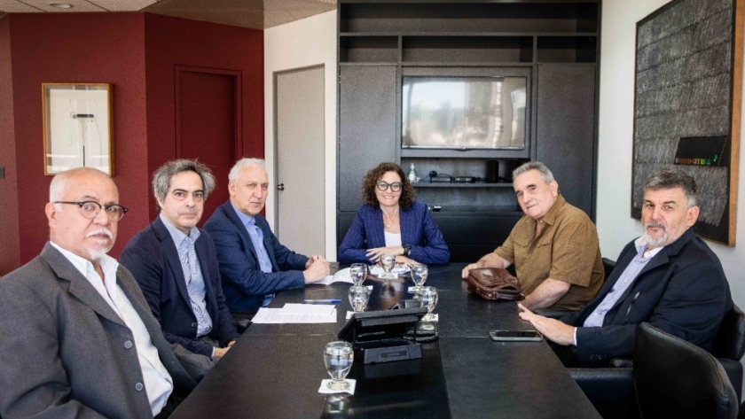 Hidrovía: Reunión de Cancillería con la Federación Marítima Portuaria