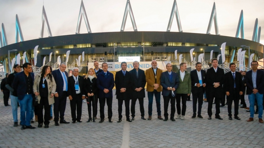 Uñac presidió la apertura del Campeonato Panamericano de Ciclismo de Pista 2023
