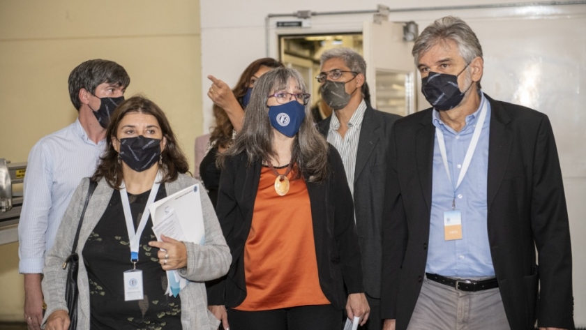 Filmus visitó el Centro Atómico Ezeiza