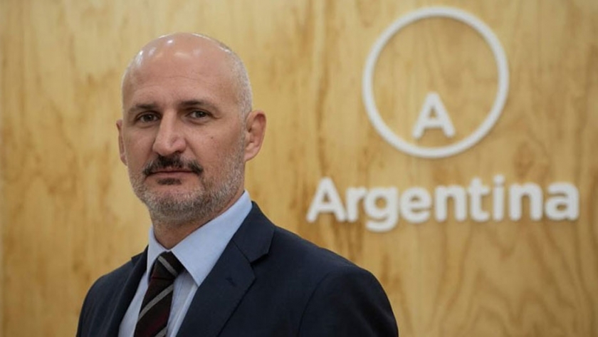 Slobayen: "Estamos convencidos que gran parte del futuro de nuestra provincia pasa por el turismo"