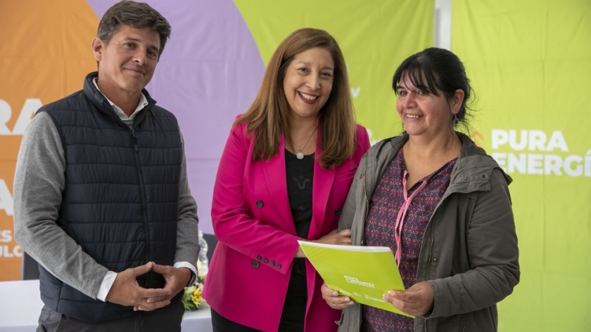 Familias de Bariloche recibieron la escritura de su casa